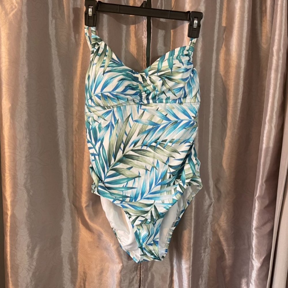 Time & Tru Large Multi colored Swimsuit